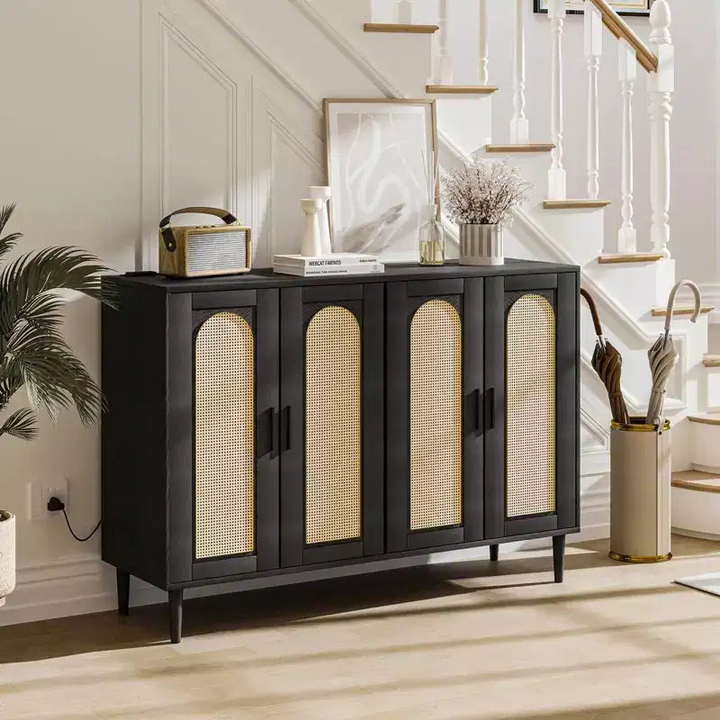 CuisinSmart Buffet en rotin, Armoire de rangement Bohème, Buffet 4 portes avec prise de courant pour cuisine, salle à manger, salon