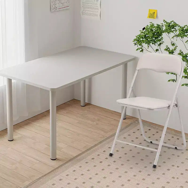 Lot de 4 chaises pliantes avec coussin et pieds en métal, patins antidérapants pour événements extérieurs et intérieurs portables