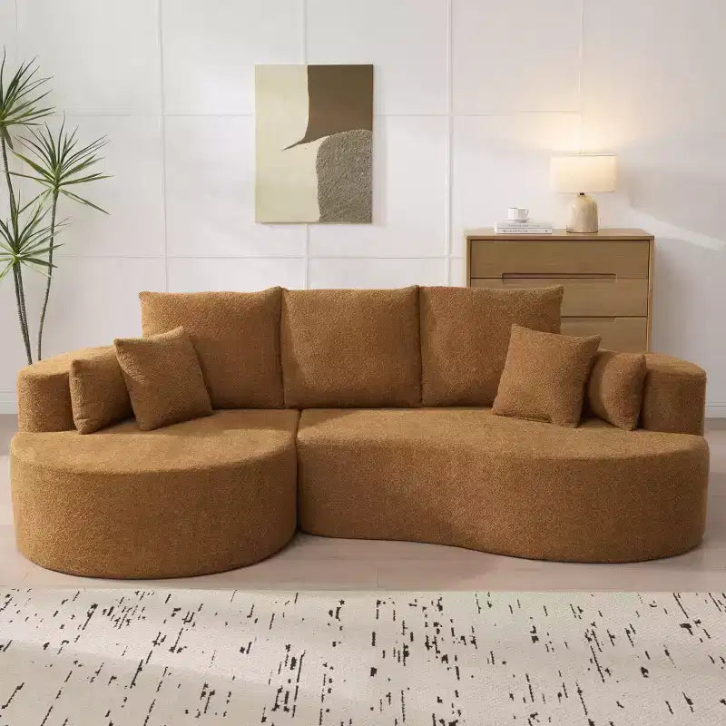 Canapé d'angle incurvé moderne Christopher Knight Home Camilla 106 po à 3 places rembourré avec 7 oreillers