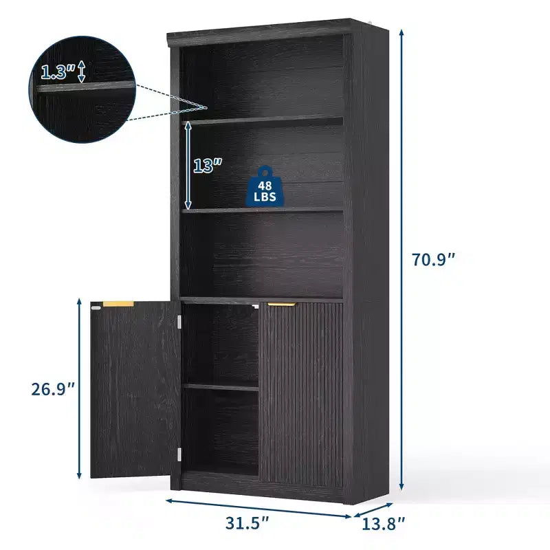 Bibliothèque haute de 71 po avec portes cannelées, étagères de présentation à 5 niveaux avec armoire de rangement et étagère réglable, bibliothèques modernes du milieu du siècle