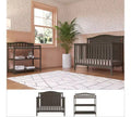 Ensemble de chambre de bébé Hampton Arch Top de Child Craft, 2 pièces, comprend un lit de bébé convertible 4-en-1 et une table à langer