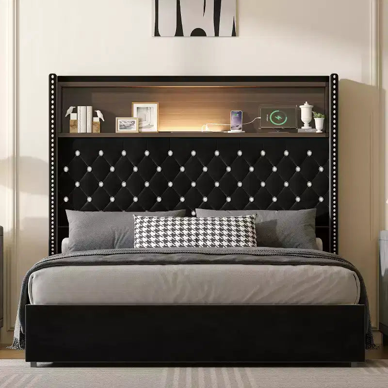 Cadre de lit plateforme capitonné en velours, taille Full/Queen, avec port USB et veilleuse, lit plateforme à dossier incurvé avec tête de lit décorée de rivets et étagère