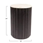 Table d'appoint cannelée Storied Home en bois de manguier avec plateau en marbre, finition noire