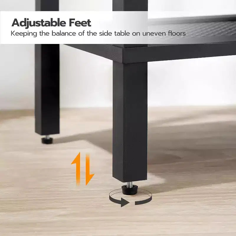 ACOINEL Petite table d'appoint à 2 niveaux avec décor en similicuir rotin, table de chevet rustique marron et noire pour salon/chambre, peu encombrante