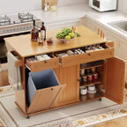 Desserte de cuisine roulante avec rangement, îlot de 140 cm de large sur roulettes avec étagère à épices, porte-serviettes, porte-couteaux et rangement pour poubelle.