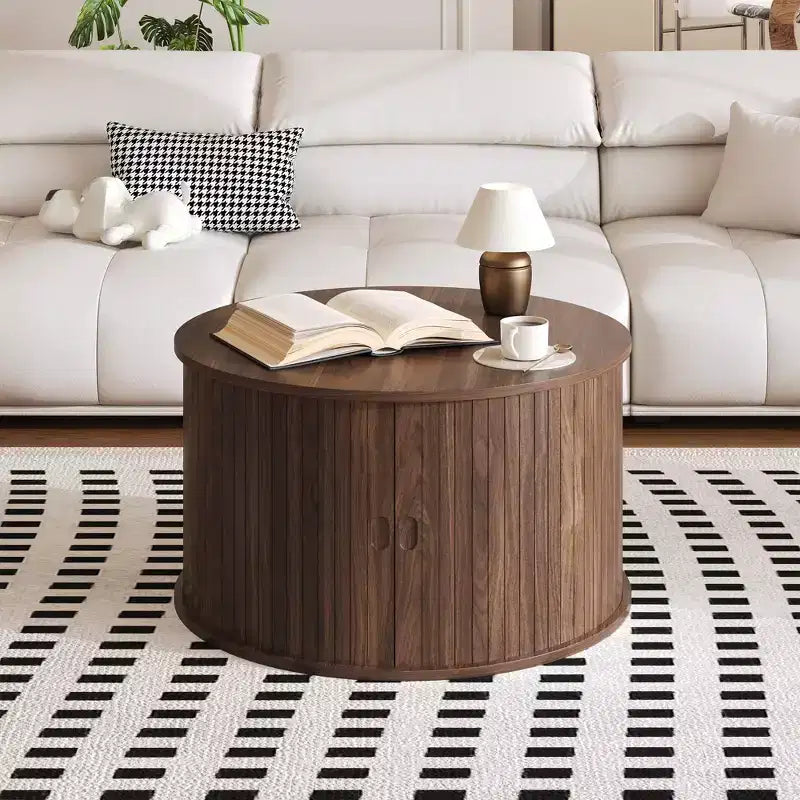 Table basse, tables basses rondes avec rangement, table centrale cannelée, table moderne du milieu du siècle de 28 pouces avec porte coulissante pour salon