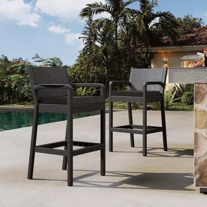 Lot de 2 tabourets de bar d'extérieur, chaises de bar en osier de 76 cm avec coussins et repose-pieds, sièges hauteur bar pour jardin, bord de piscine, balcon, terrasse