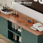 Meuble TV cannelé de 55 po avec 2 portes et étagères réglables, meuble TV en bois avec rangement, console TV, unité de divertissement pour salon et appartement
