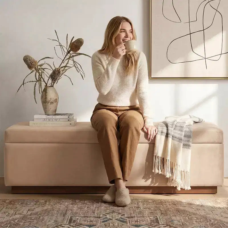 Banc de rangement capitonné en velours moderne de 60 po, élégant banc de salon avec rangement dissimulé, banc de bout de lit et d'entrée - Panipeachy