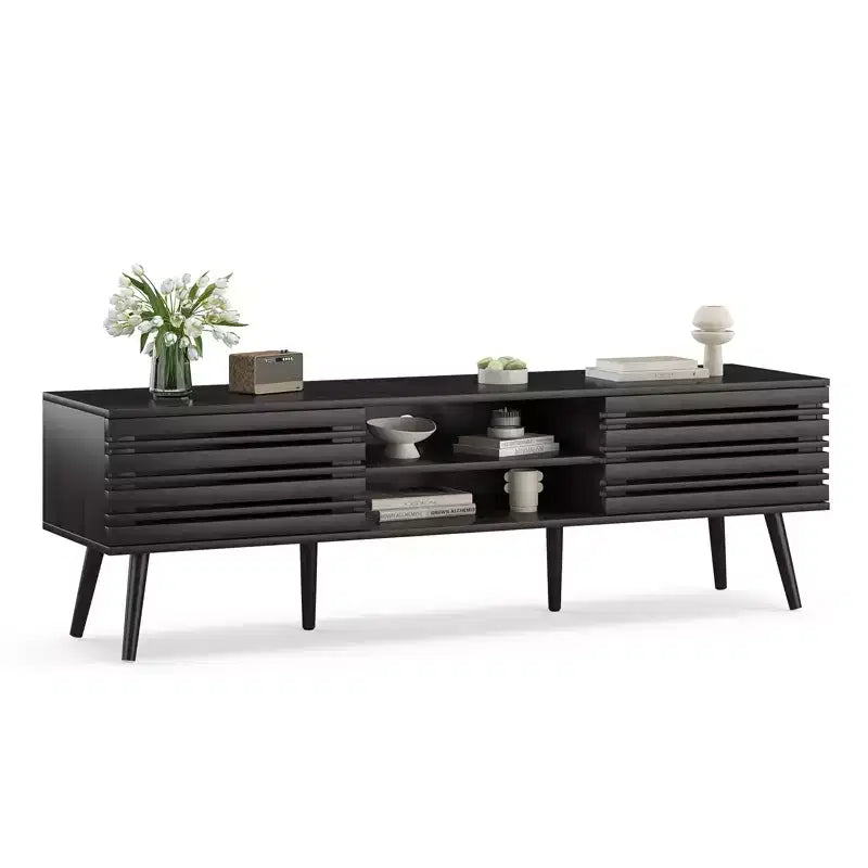 Meuble TV JVNOXK de style scandinave pour téléviseurs jusqu'à 70 pouces avec rangements, meuble TV en bois cannelé pour salon, console média bohème, noyer foncé