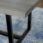 Table de salle à manger Middlebrook en bois massif vieilli de 72 po