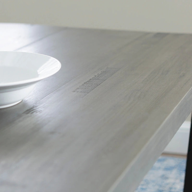 Table de salle à manger Middlebrook en bois massif vieilli de 72 po