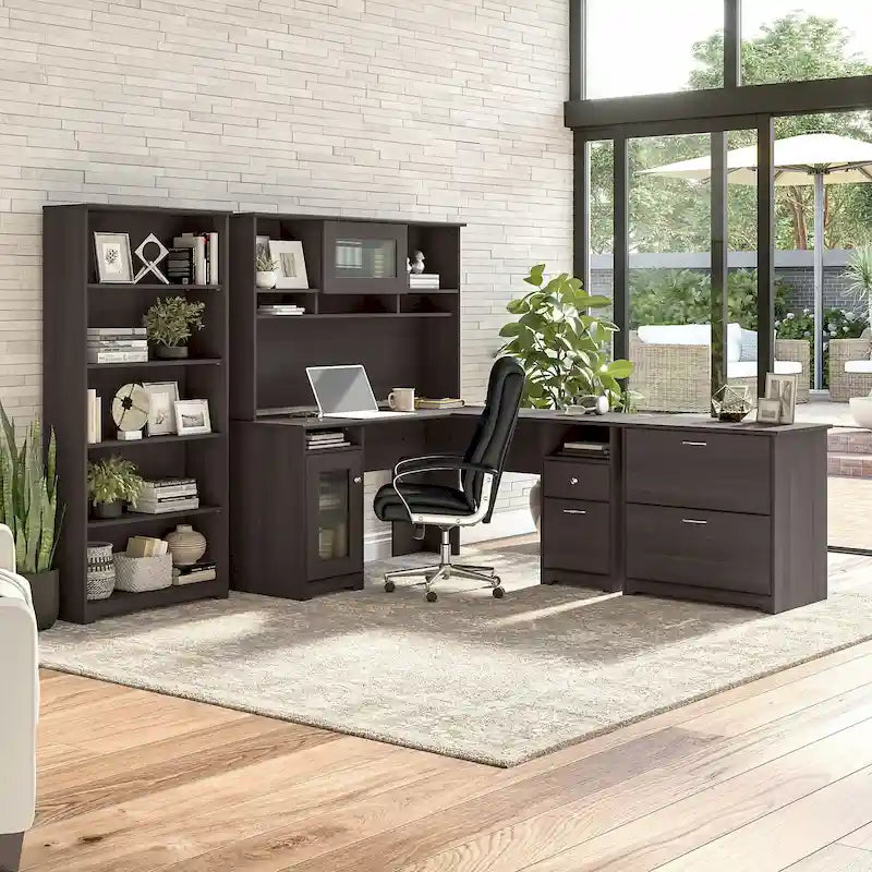 Bureau en L Cabot 60 W avec huche, armoire et bibliothèque de Bush Furniture