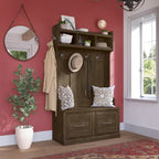 Porte-manteau et banc à chaussures 40 W Woodland avec portes par Bush Furniture