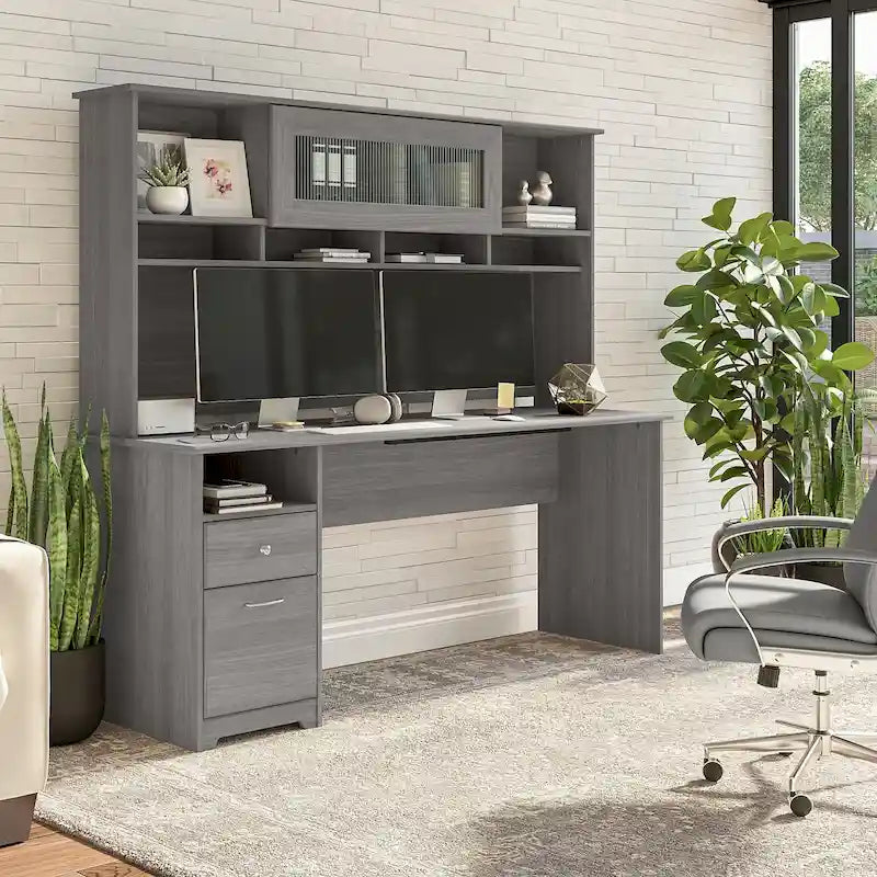Bureau d'ordinateur de 72 po avec huche et tiroirs par Bush Furniture