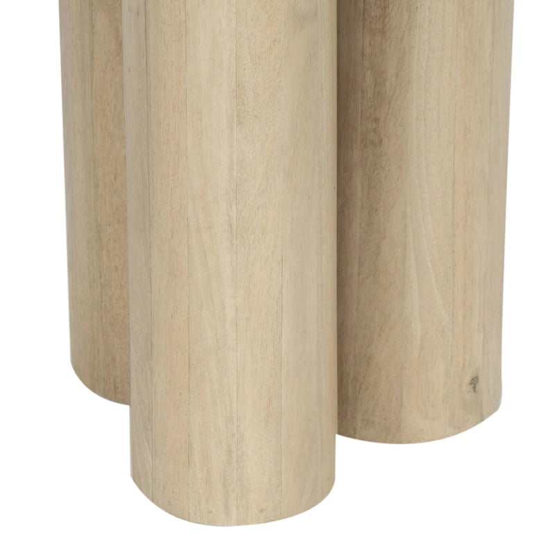 Table d'appoint Hazel avec 3 pieds piliers, bois de manguier brun naturel fait à la main, plateau rond de 45 cm