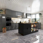 Îlot de cuisine avec tiroirs et placards vitrés, transformable en bureau