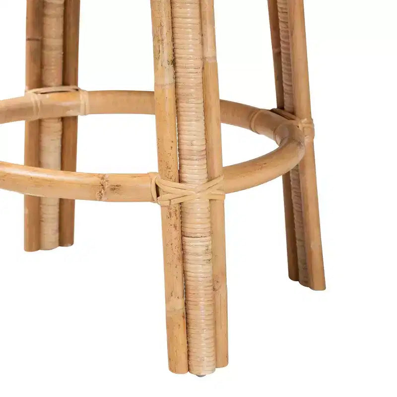 bali & pari Ayu Tabouret de comptoir pivotant en rotin naturel