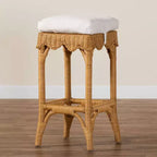 Tabouret de bar en rotin Bali & Pari Muy Scallop Miel/Blanc
