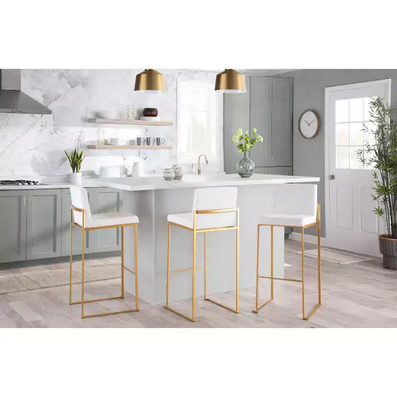 LumiSource Lot de 3 tabourets de bar hauts Fuji en acier doré/velours blanc