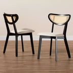Baxton Studio Lot de 2 chaises de salle à manger Dannell en tissu et bois : style Mid-Century, détails en rotin, rembourrage en mousse