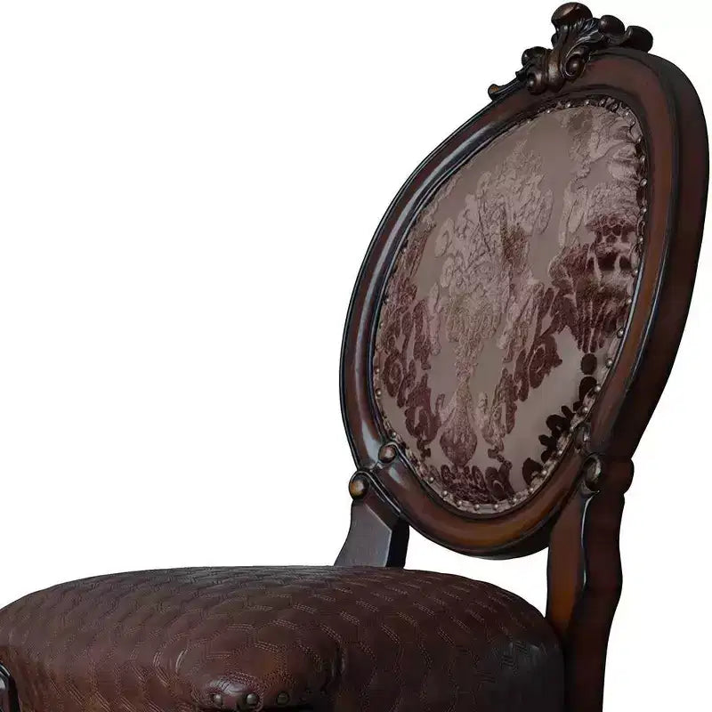 Chaises de salle à manger Versailles 21" en merisier - Acme Furniture : Style traditionnel, capitonnées, garniture cloutée