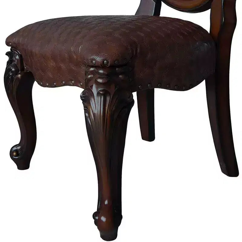 Chaises de salle à manger Versailles 21" en merisier - Acme Furniture : Style traditionnel, capitonnées, garniture cloutée