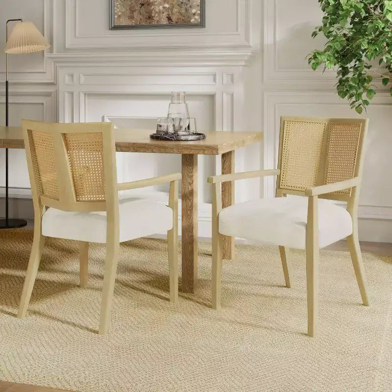 Christopher Knight Home Lot de 2 chaises de salle à manger capitonnées en bois d'hévéa Nolan avec cannage, beige/frêne clair