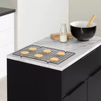 Îlot de cuisine Olio de South Shore, fini noir mat/faux marbre blanc