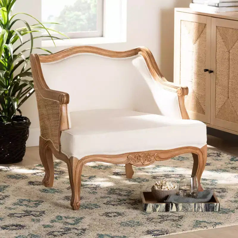 bali & pari Fauteuil d'appoint Sylvestra : Assise basse, Bois de bayur, Rembourrage en mousse, Aucun assemblage requis