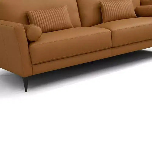 Canapé Tussio 84 po en cuir havane – Acme Furniture : Fabrication italienne, Coussins traversins, Pieds en métal, Cadre en bois