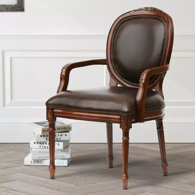 Fauteuil en cuir marron Comfort Pointe Bradford : Rembourré, design traditionnel, cadre en bois, rembourrage en mousse