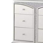 Commode Maverick 67" Platine - Meubles Acme : Style Glendale, 9 tiroirs, poignées en cristal, aucun assemblage requis