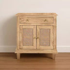 La Table de Chevet Urban Port 30", Portes d'Armoire en Rotin et Façades de Tiroirs en Bois de Mangue Sablé Marron