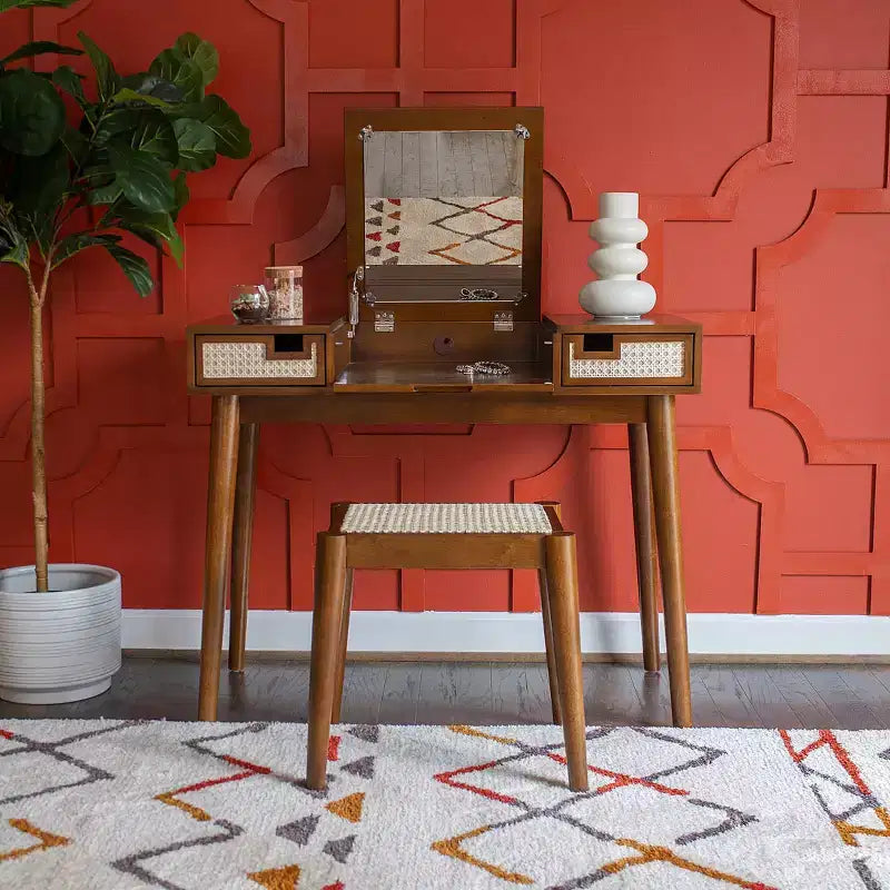 Meuble-lavabo en bois massif Linon Callie avec tabouret : design bohème, miroir rabattable, espace de rangement