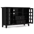 Meuble TV Rustique Large en Bois Massif Normandie pour TV jusqu'à 53" Noir - WyndenHall : Rangement Multimédia, Étagères Réglables
