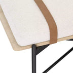 Banc Nathan James Thatcher en bois et métal avec coussin amovible : bord incurvé, sangles en cuir végétalien, fermeture éclair, nettoyage facile