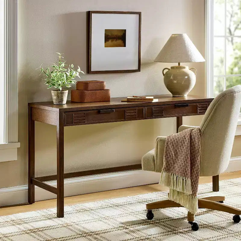 Bureau Dosinia 60 po marron – ThresholdMC conçu avec Studio McGee