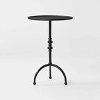Table d'appoint traditionnelle en fonte - Threshold™ conçue avec Studio McGee