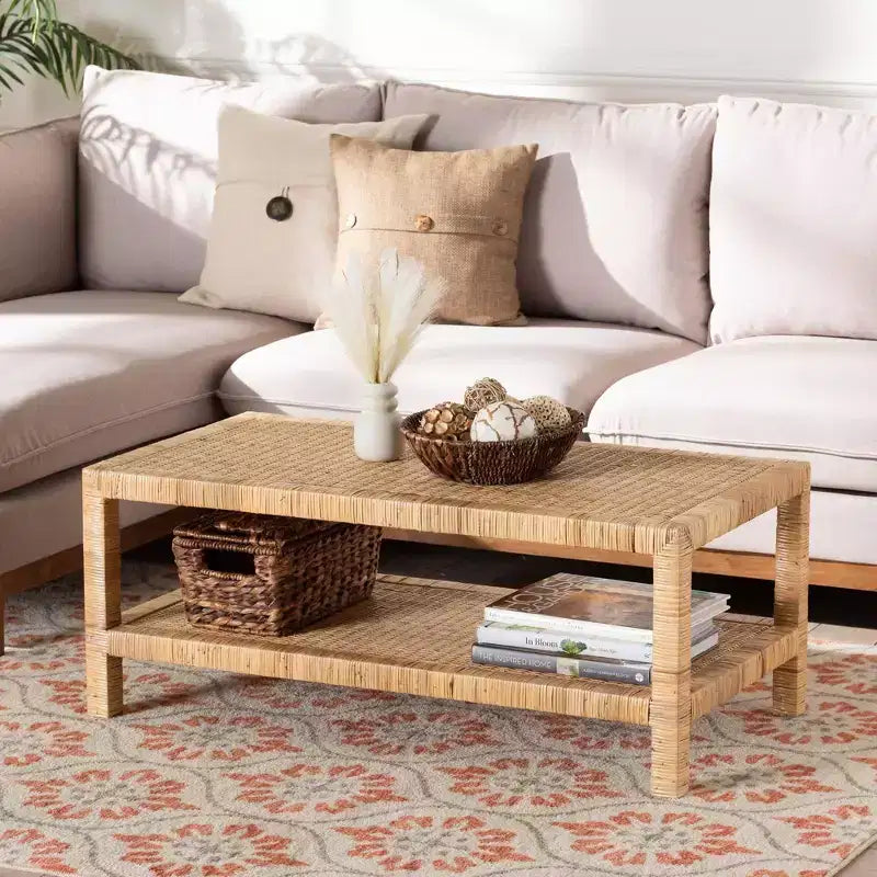 Table basse rectangulaire en rotin et bois d'acajou, Bali et Pari Kalimantan, miel clair