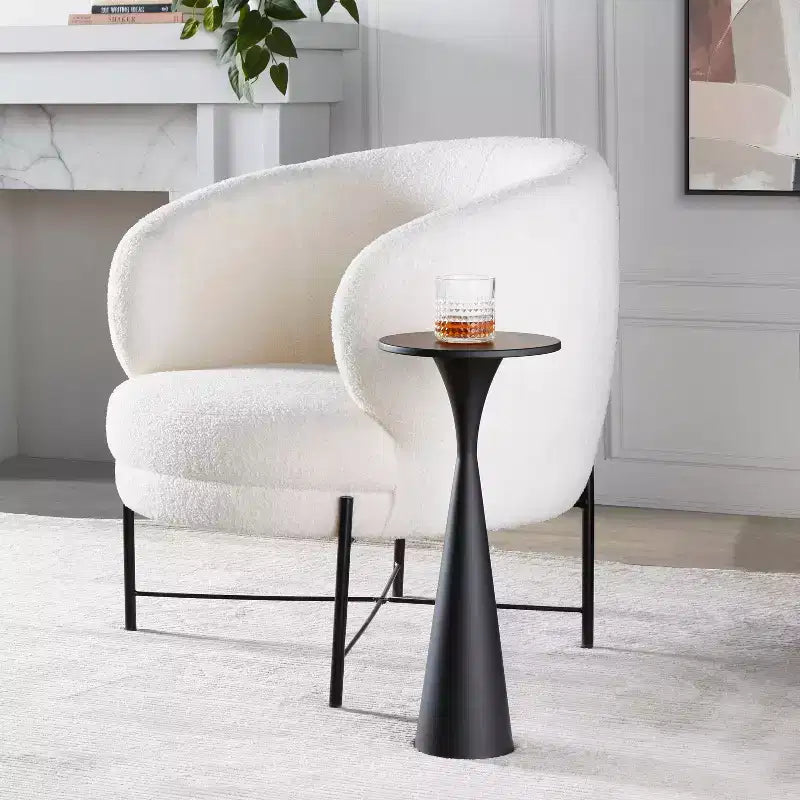Table d'appoint en métal noir mat Gemma de LumiSource
