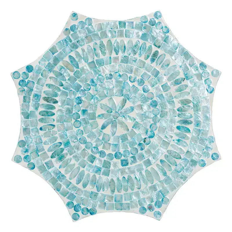 Table d'appoint Olesia Mother of Pearl de Baxton Studio : Bohème, dessus octogonal, aucun assemblage requis