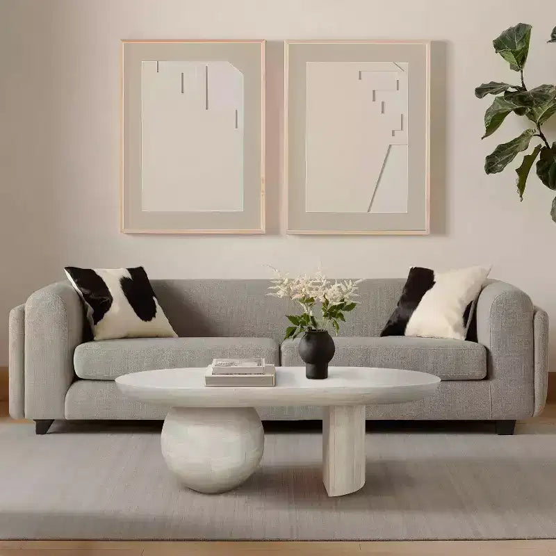 Table basse Urban Port de 96,5 cm avec plateau oblong en bois de manguier et pieds boules modernes, coloris blanc délavé