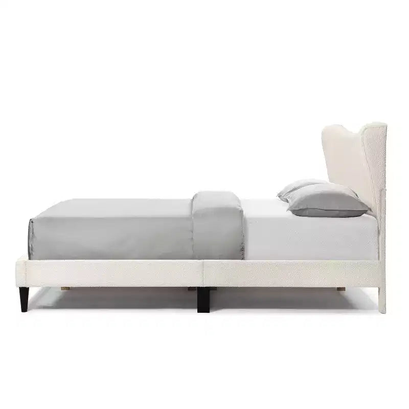 Lit plateforme capitonné en bouclé moderne avec dossier ailé Queen Heartwild blanc, en vente 24h/24 et 7j/7