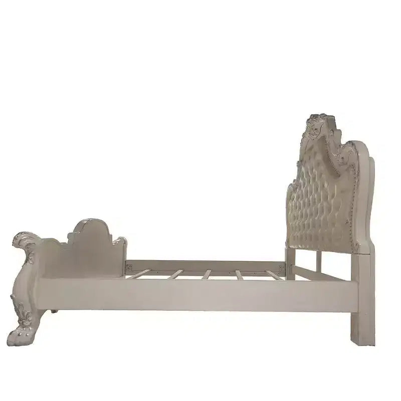 Lit Queen 91 po Dresden en cuir synthétique et fini blanc cassé - Acme Furniture
