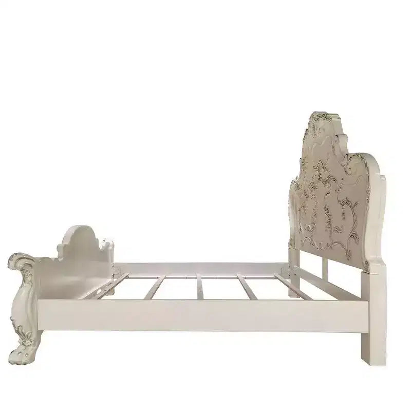 Grand lit à baldaquin de 91 po, design sculpté traditionnel Dresden et pieds à griffes - Acme Furniture