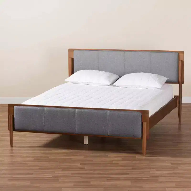 Lit plateforme King Powers en tissu et bois Baxton Studio : design mi-siècle, rembourré de mousse, sommier tapissier non requis