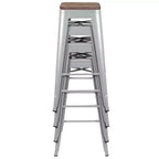 Tabouret de bar d'intérieur en métal de 76 cm de hauteur avec assise en bois, de la marque Flash Furniture - Lot de 4 empilables