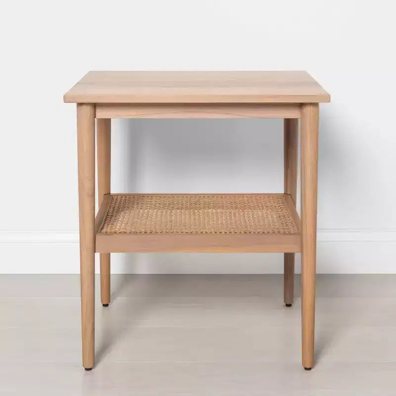 Table d'appoint en bois et rotin - Hearth & Hand avec Magnolia