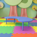 Table d'activités réglable en hauteur en plastique demi-lune Emma et Oliver 35 po larg. x 65 po long.